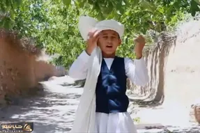 آواز احساسی؛ امیر حسام لعل پور با اجرای این آهنگ محلی غوغایی بپا کرد بابا نازه نفست