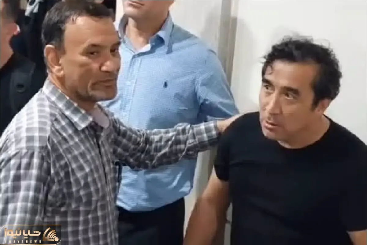 مشاجره شدید خداداد عزیزی با هوادار خیبر بعد شکست تراکتور+ ویدیو