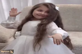 آواز شادانه؛ دختربچه به مناسبت روز پدر برا باباش میرقصه قند تو دلت آب میشه