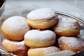 آموزش آشپزی؛ طرز تهیه پیراشکی کرم دار با طعم نوستالژی + اندازه دقیق مواد اولیه