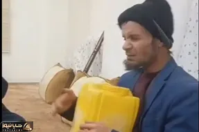 آواز محلی؛ پسر ز دنیای جهان فارغ با دبه بندری میزنه و رقص بوهویی میره غم یا شادی