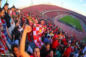 بازی پرسپولیس با ذوب آهن پنج شنبه با تماشاگر شد؟