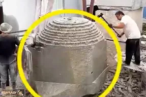 معماری خلاقانه؛ لعنتیا از تخته سنگ بیریخت گوی شیشه ای ساختن صاف و شفاف کفت میبره