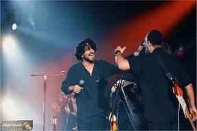 آواز احساسی/آملی ها با الهی دنیا برات بسازه عرفان طهماسبی سالن رو دست گرفتن