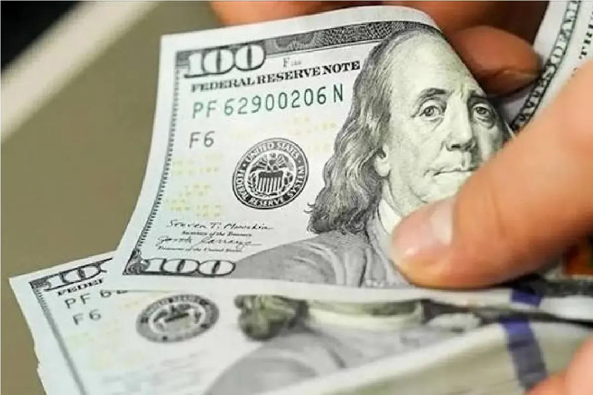 آخرین قیمت دلار امروز شنبه 17 مرداد 1405 / احتمال افزایش میل دلار به کاهش بیشتر