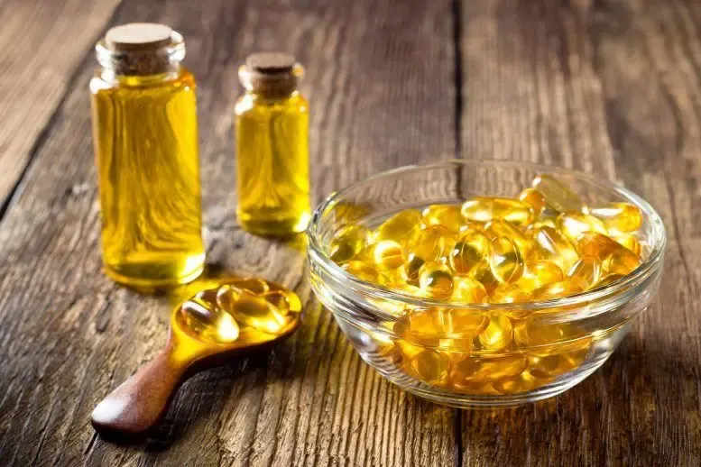 13 جادوی روغن ماهی و امگا3؛ از سلامت پوست تا درمان کبد چرب