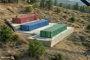 معماری خلاقانه؛ با چهار تا قوطی حلبی خونه ساختن ماسوله رو تداعی کنن