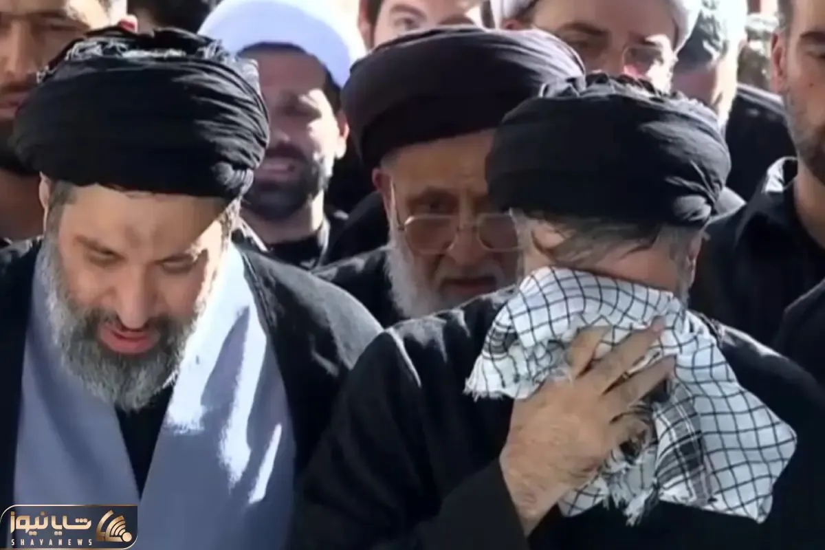 حضور مصطفی میثم و مسعود خامنه ای در نماز بر پیکر رهبر شهید تیر 1405