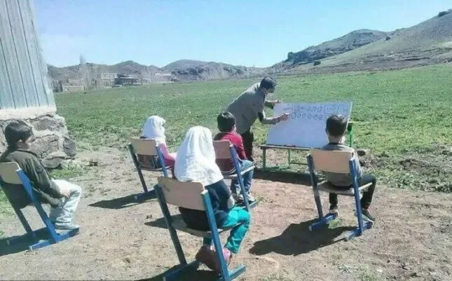 رتبه معلمان در این مناطق زودتر بالا می رود!
