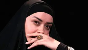 الهام چرخنده : لعنت به همتون! + عکس
