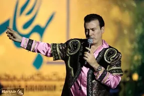آواز محلی؛ اجرای شاد و شنگول رحیم شهریاری با گروه آذری که روح هر بیننده ای رو شاد کرد