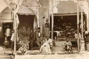 سوار ماشین زمان بشوید؛ از خمیرگردان تا پادو مشاغلی که در ایران قدیم نان در می آوردند!