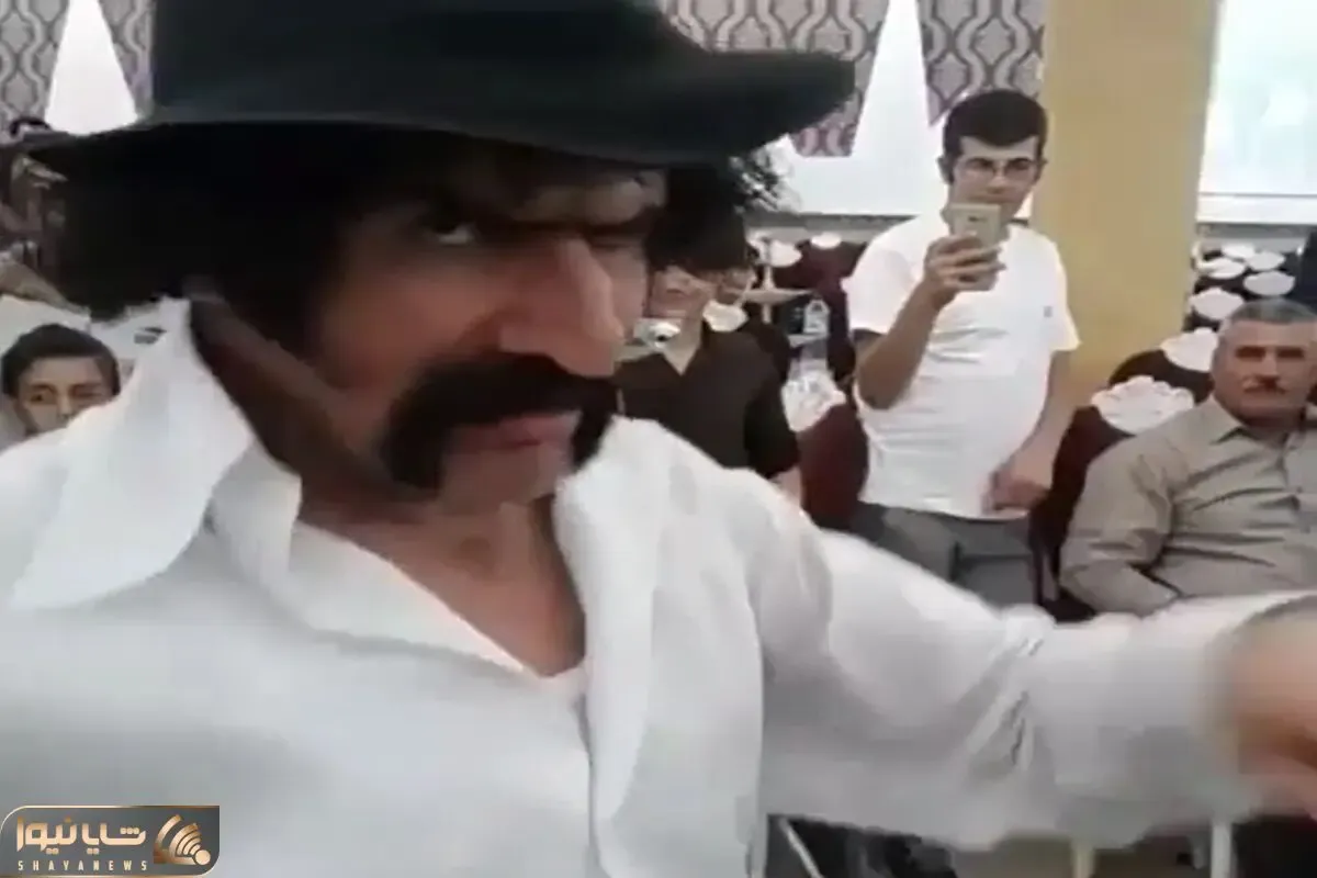 آواز شاد؛ رقص باباکرم مرد سبیلو که از چشماش آتیش میباره ولی نرمی بدنش مثل ماره