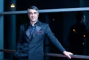 پژمان جمشیدی مجری شد