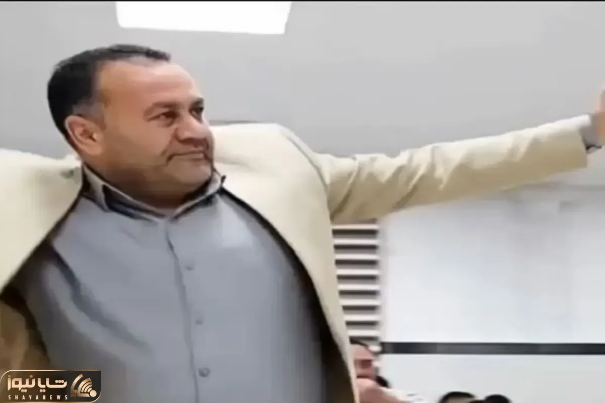 آواز شاد؛ خواننده یطوری با انرژی خوند که همه پاشیدن هلیکوپتری اومدن وسط