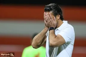 سرمربی سابق استقلال ممنوع الورود شد!