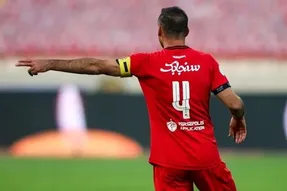 زوج دفاعی پرسپولیس در بازی برابر پیکان
