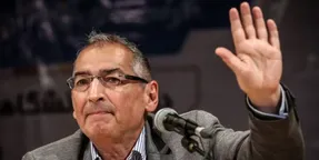 حمله تند و تیز کیهان به صادق زیباکلام