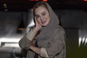 آرام جعفری با لباس جذب پسرانه در آفریقا در حال خوشگذرانی!