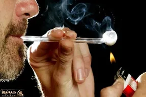 آگاه شو؛ شیشه با مغز شما چه می‌کند؟ اثرات مصرف شیشه بر مغز به زبان ساده