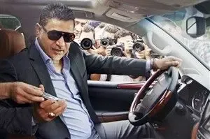 علی دایی: نخواستم در هواپیما در کنار احمدی ‌نژاد بنشینم
