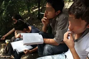 آواز شاد؛ مرد معتاد از دامی که افتاد آهنگ خوند دل خون میشی وقتی میگه شدم معتاد
تریاک