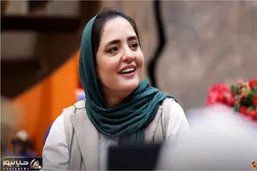 سکانس شاد /اشتباه نرگس محمدی با آهنگ ای دل تو خری یاری نداری/خانم ها مردن از خنده