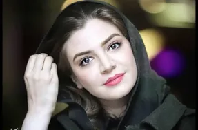 بازیگر ایرانی ایتالیایی در کنار دریاچه چیتگر