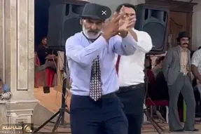 دانلود آواز شاد؛ حاج عمو بنازم انرژیتو که جوونای مجلس با دیدنت احساس پیری کردن