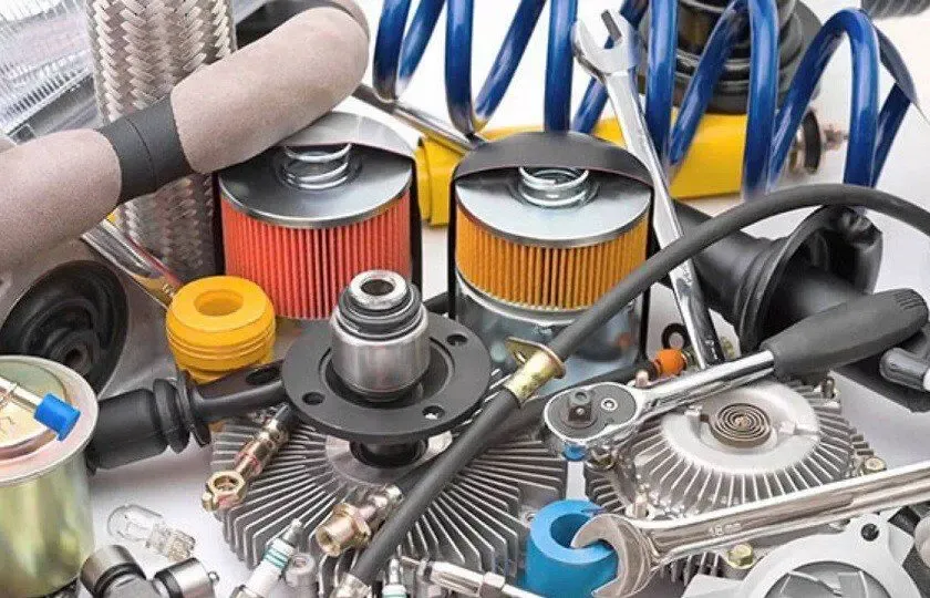 دلایل گرانی قطعات خودرو چیست؟
