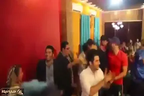آواز شادیسم؛ رقص و پایکوبی مجریان صدا و سیما که علی ضیا کلی بالا پایین پرید