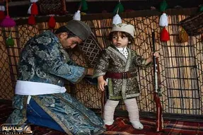 آواز جیگرسوز؛ اشکان دهقان انقدر سوزناک آهنگ شام هجران رو خوند که به هق هق می افتی