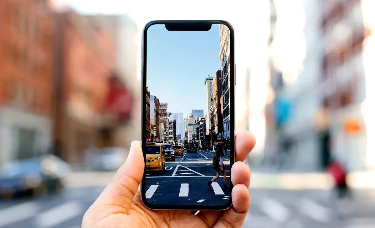 نسل جدید iPhone با طراحی جدیدی در صفحه نمایش