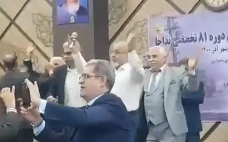(ویدیو) رقص و پایکوبی بازنشستگان نیروی دریایی ارتش!