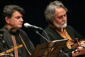 آواز ماندگار؛ محمدرضا شجریان گفتم غم تو دارم رو چنان با سوز دل خوند که اشکت درمیاد