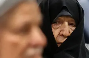 همسر هاشمی: خواب دیدم شیخ اکبر شاه است؛ به فائزه رای نمی دم!