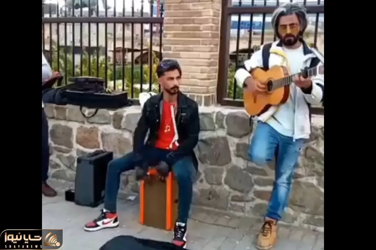 آواز خیابانی؛ ببینید این آقای گیس گندمی و بندش چه موسیقی دلنوازی میزنن!