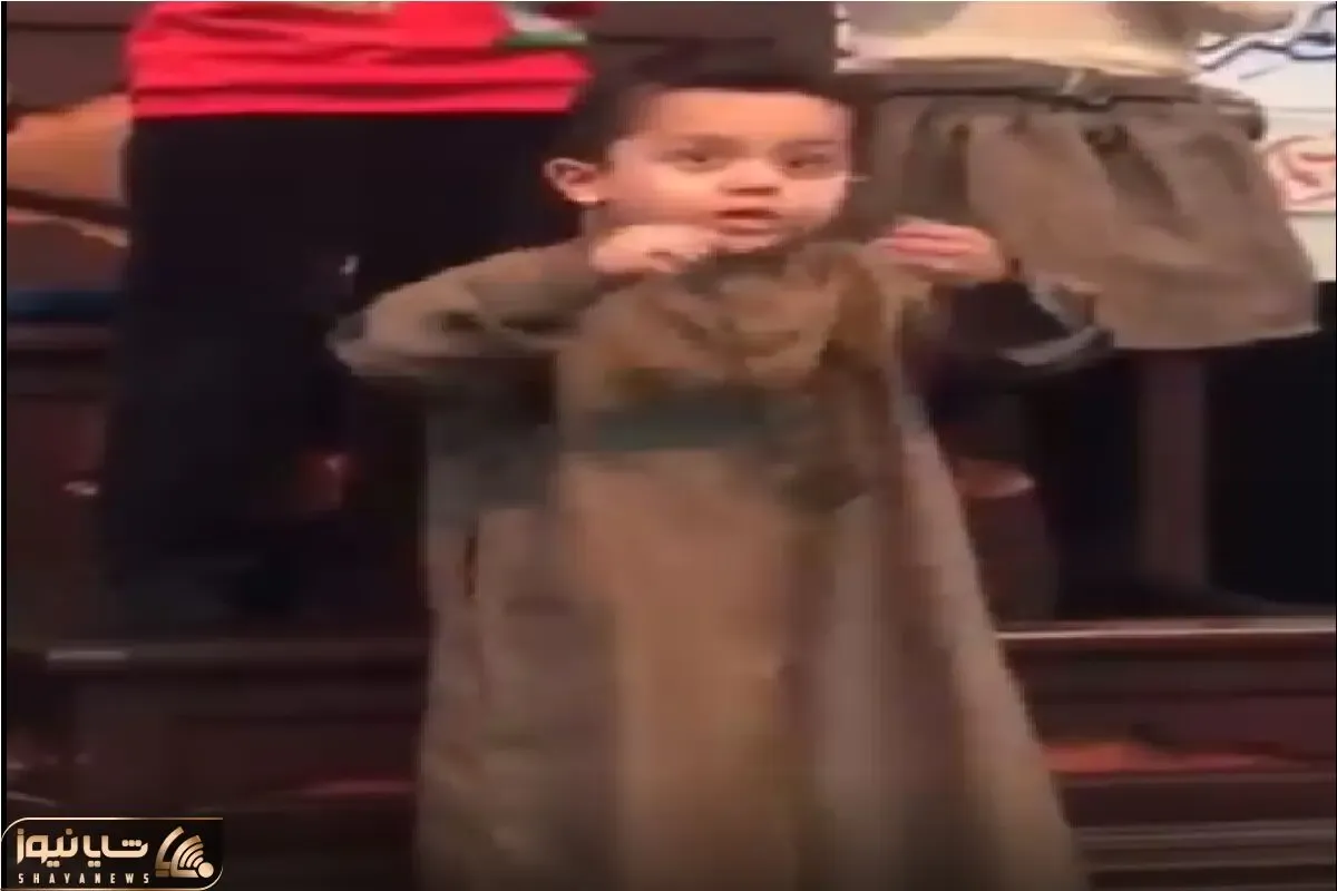 آواز پرهیاهو؛ پسربچه بردن مولودی رو صدا اکت میاد غش میری براش فسقلیو