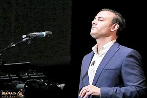 آواز ماندگار؛ وقتی علیرضا قربانی با اجرای آهنگ من عاشق چشمت شدم همه رو میخکوب کرد