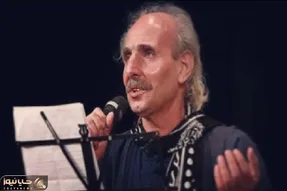 آواز نوستالژیک؛ ایرج رحمانپور ریتمی آهنگ لری هه گل همش گل رو خوند فقط اونی که مشک زد