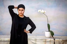سلفی بامزه الناز شاکردوست با یک 