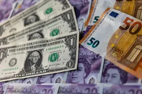 قیمت دلار و یورو امروز چهارشنبه 25 شهریور 1405 / درجای دلار و کاهش یورو، علت چیست؟