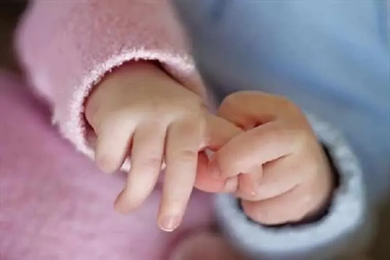 از کجا بفهمیم بچه پسره یا دختر؟