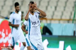 مذاکرات استقلال با هافبک فولاد
