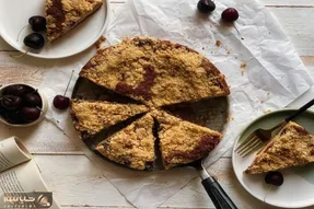 طرز تهیه کیک کرامبل گیلاس؛ یه دسر خاص و خوشمزه که دیوونت می‌کنه اساااسی