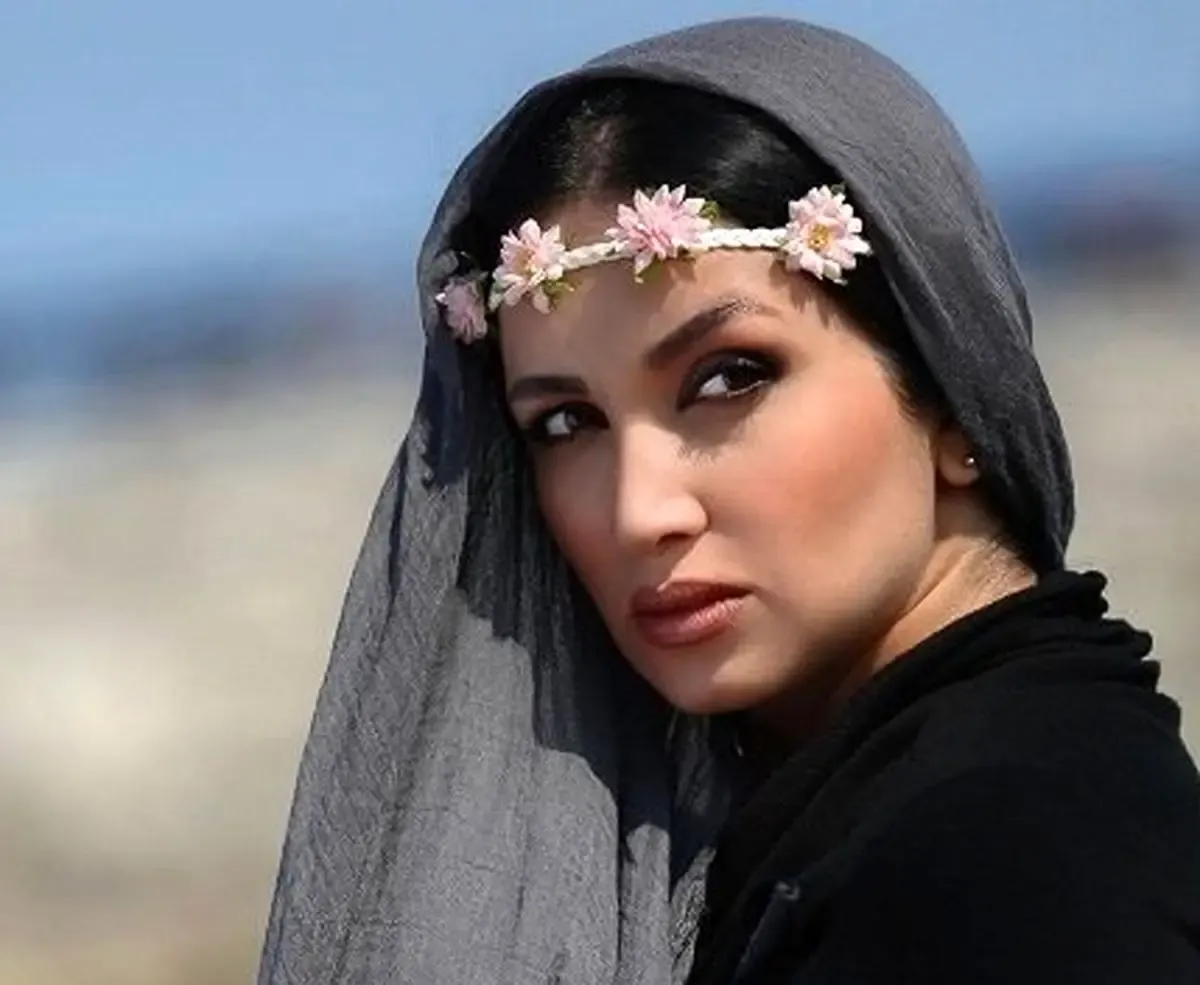روناک یونسی از تب عاشقی اش سخن می گوید!