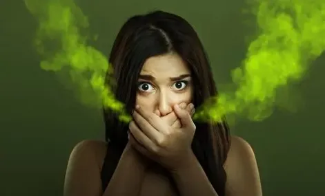 کاهش بوی بد دهان روزه‌دار در چند ثانیه!