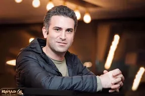 آواز هنرمندانه؛ دورهمی خونه هوتن شکیبا لو رفت چه خوشگذرونی و پایکوبی میکنن