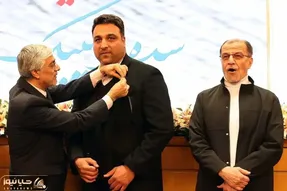(ویدئو) درگیری موافق و مخالفان احسان حدادی مقابل وزارت ورزش و جوانان