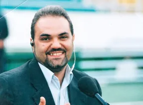 (ویدیو) خوشمزگی جدید جواد خیابانی روی آنتن زنده!